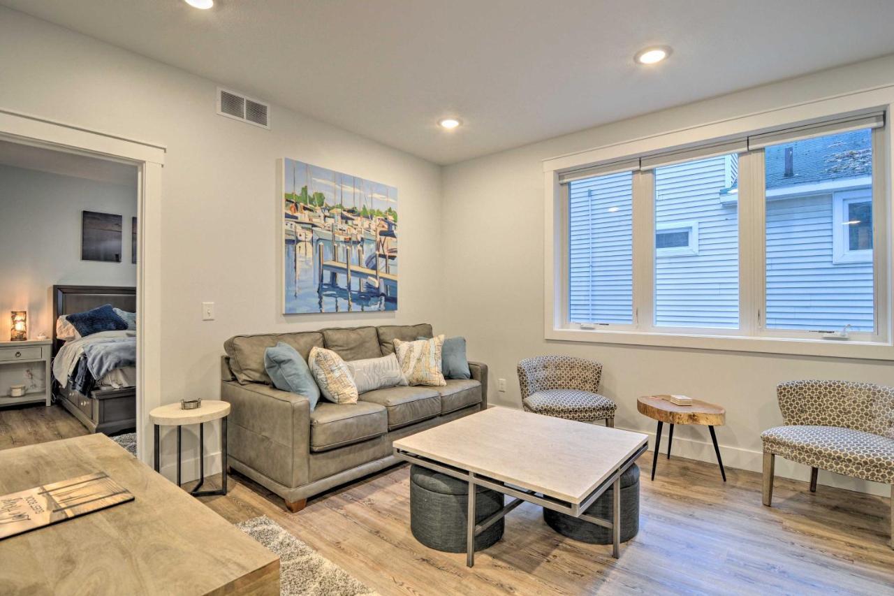 Modern Traverse City Condo About 1 Mi To Bay! 외부 사진