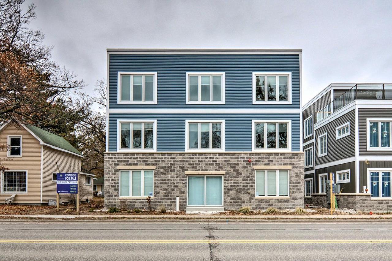 Modern Traverse City Condo About 1 Mi To Bay! 외부 사진
