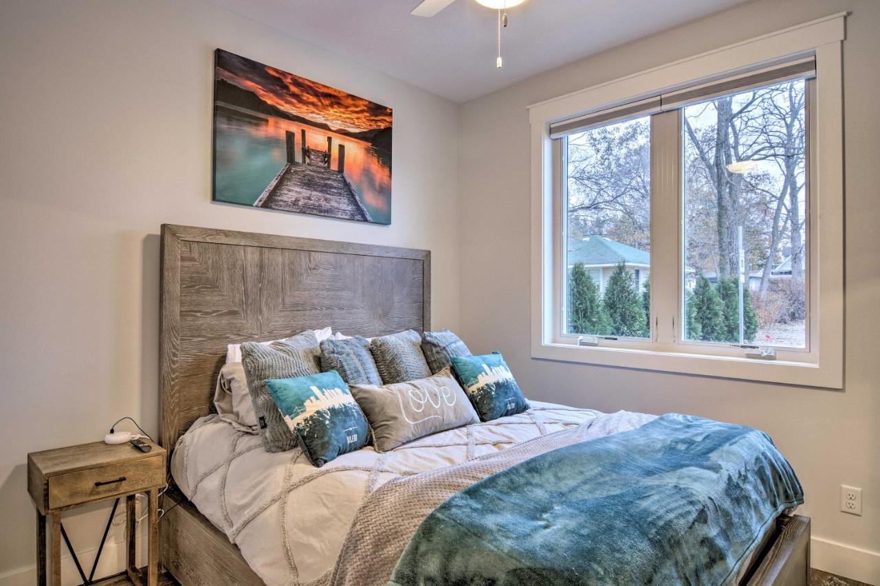 Modern Traverse City Condo About 1 Mi To Bay! 외부 사진